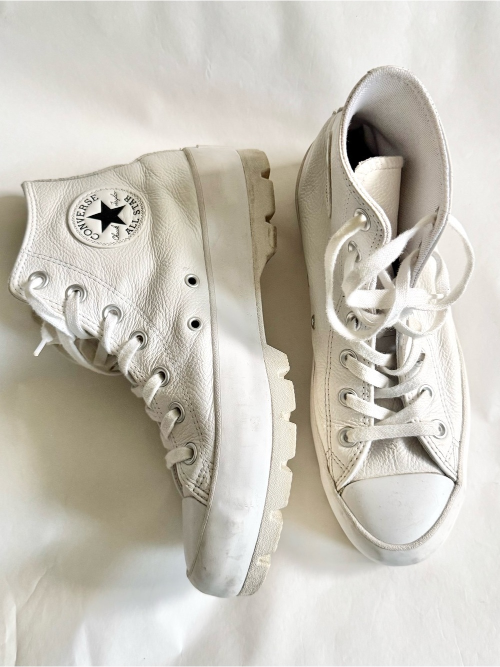 Converse Chuck Taylor All Star Lugged Leather High Top White Sneakers Women's 8